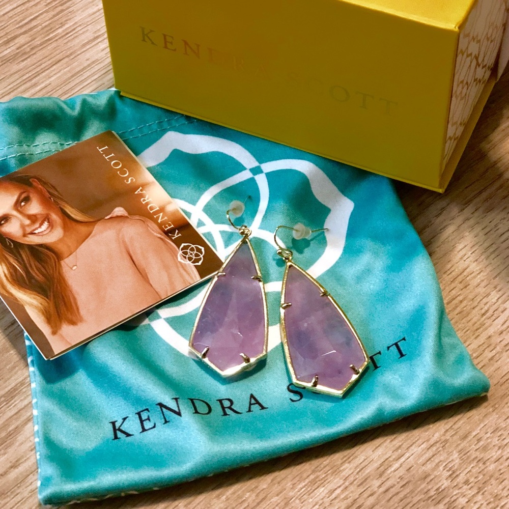 *SOLD* Kendra Scott Carla Drop Earrings Amethyst